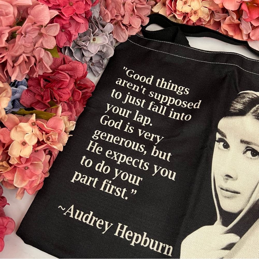 Eco-Friendly Iconic Audrey Hepburn Folding Tote Bag - Picture 9 of 15